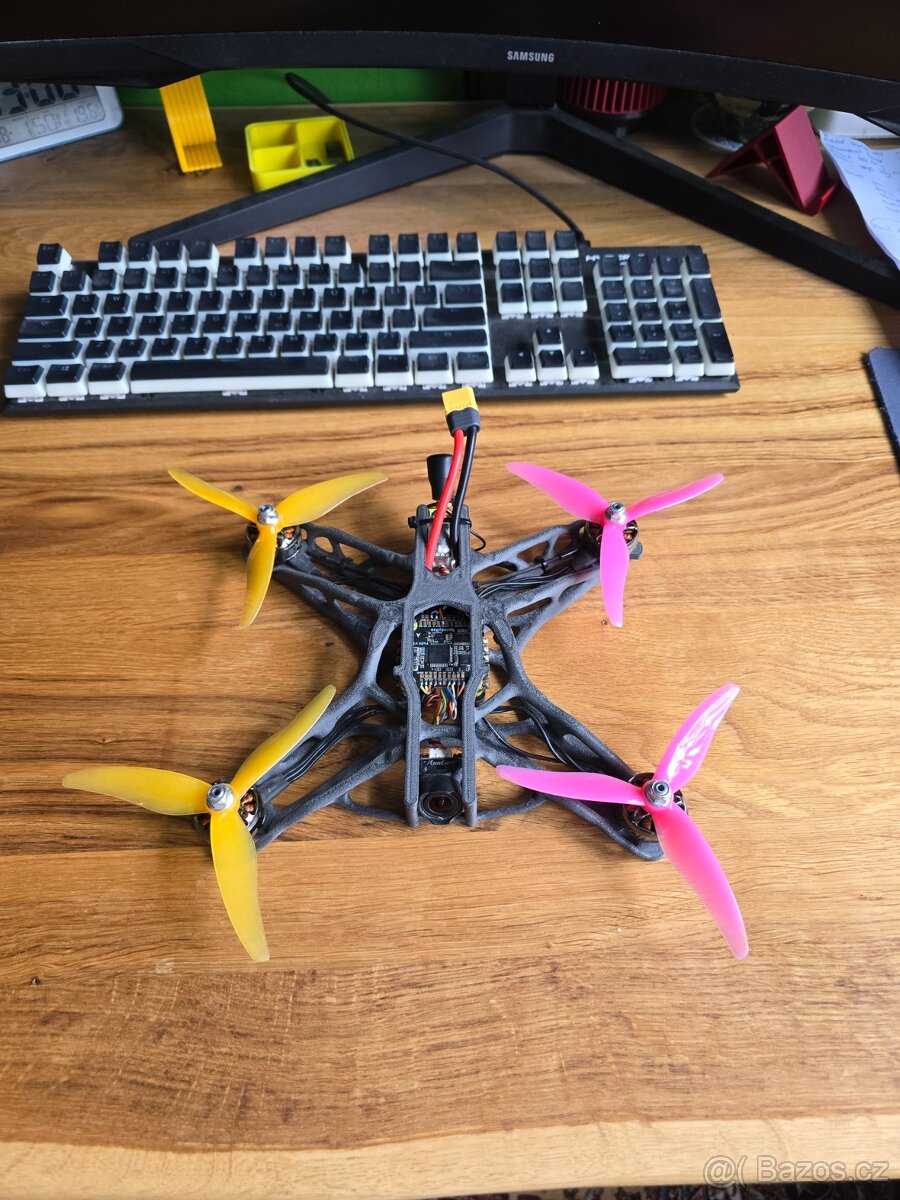 FPV 2 drony a spousta věcí - 3