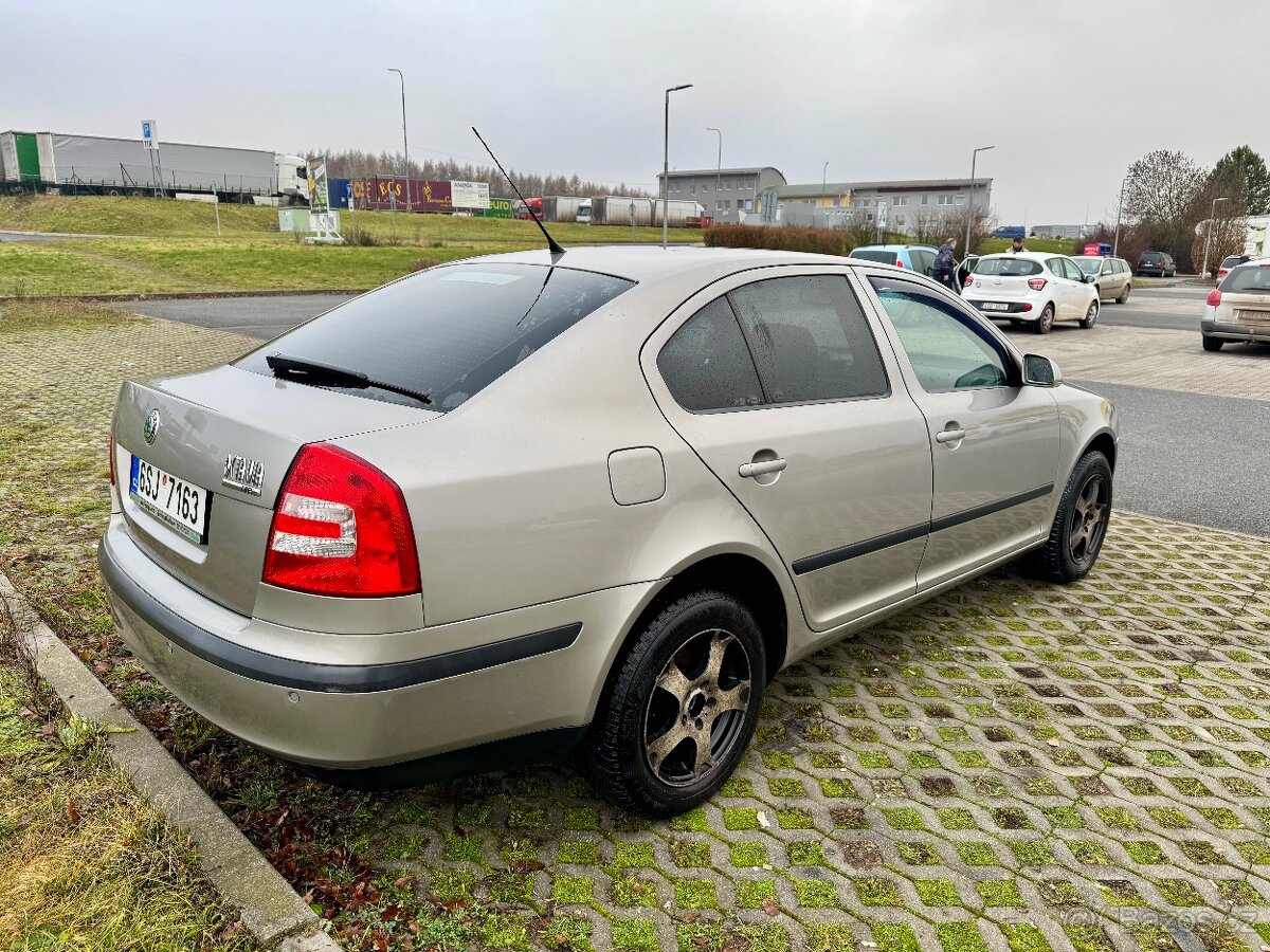 Škoda Octavia II 1.6 MPI 75 kW, Elegance, 2007 - 3