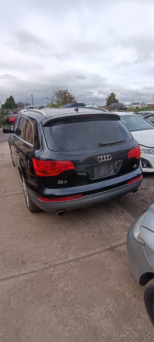 Audi Q7 - 3