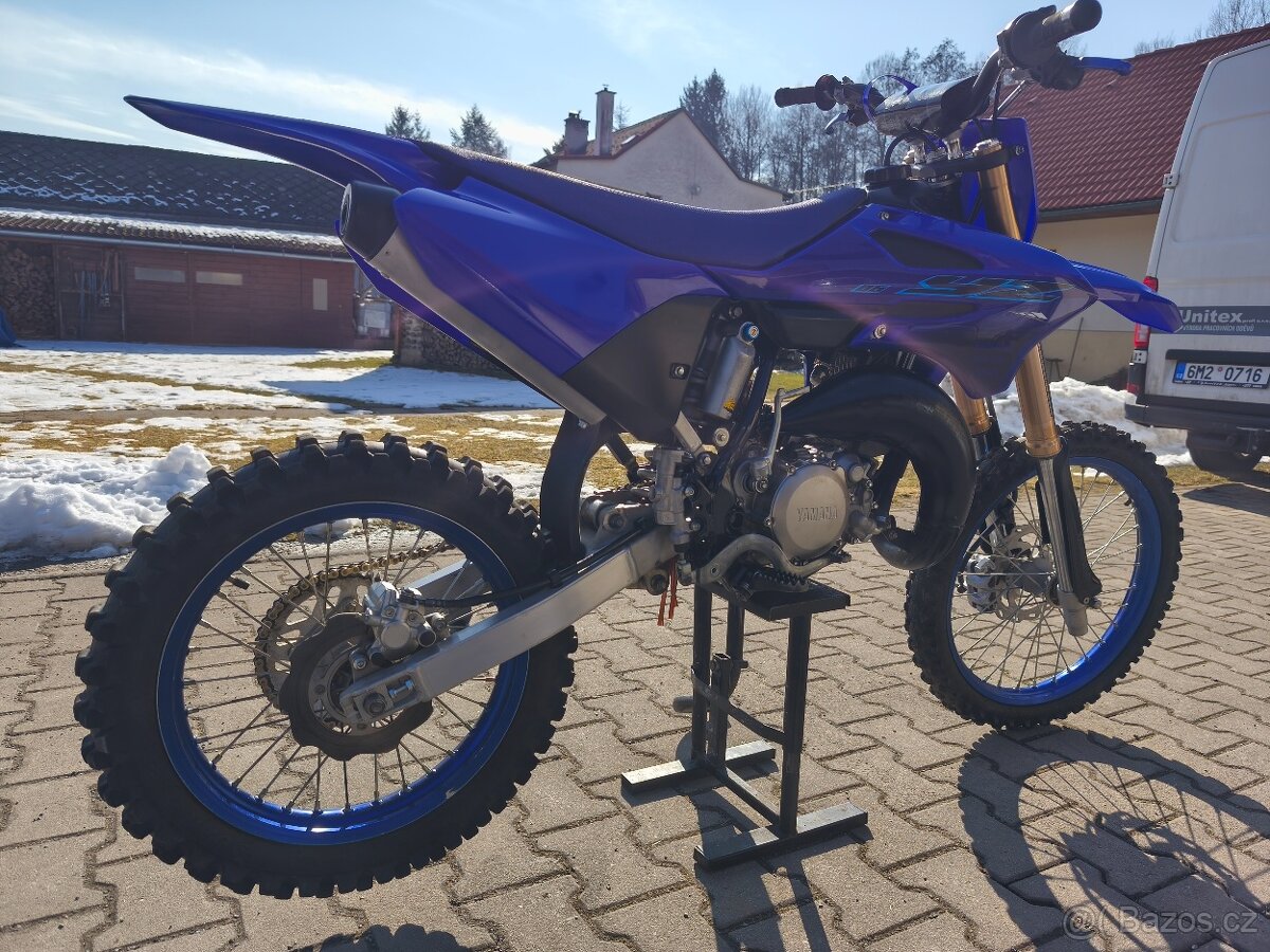 Yamaha yz85 - 3