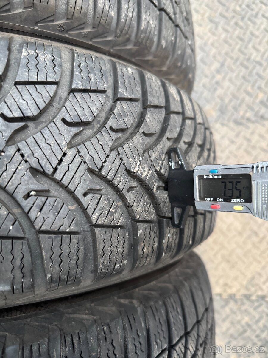 185/60/15 - Michelin zimní sada pneu - 3