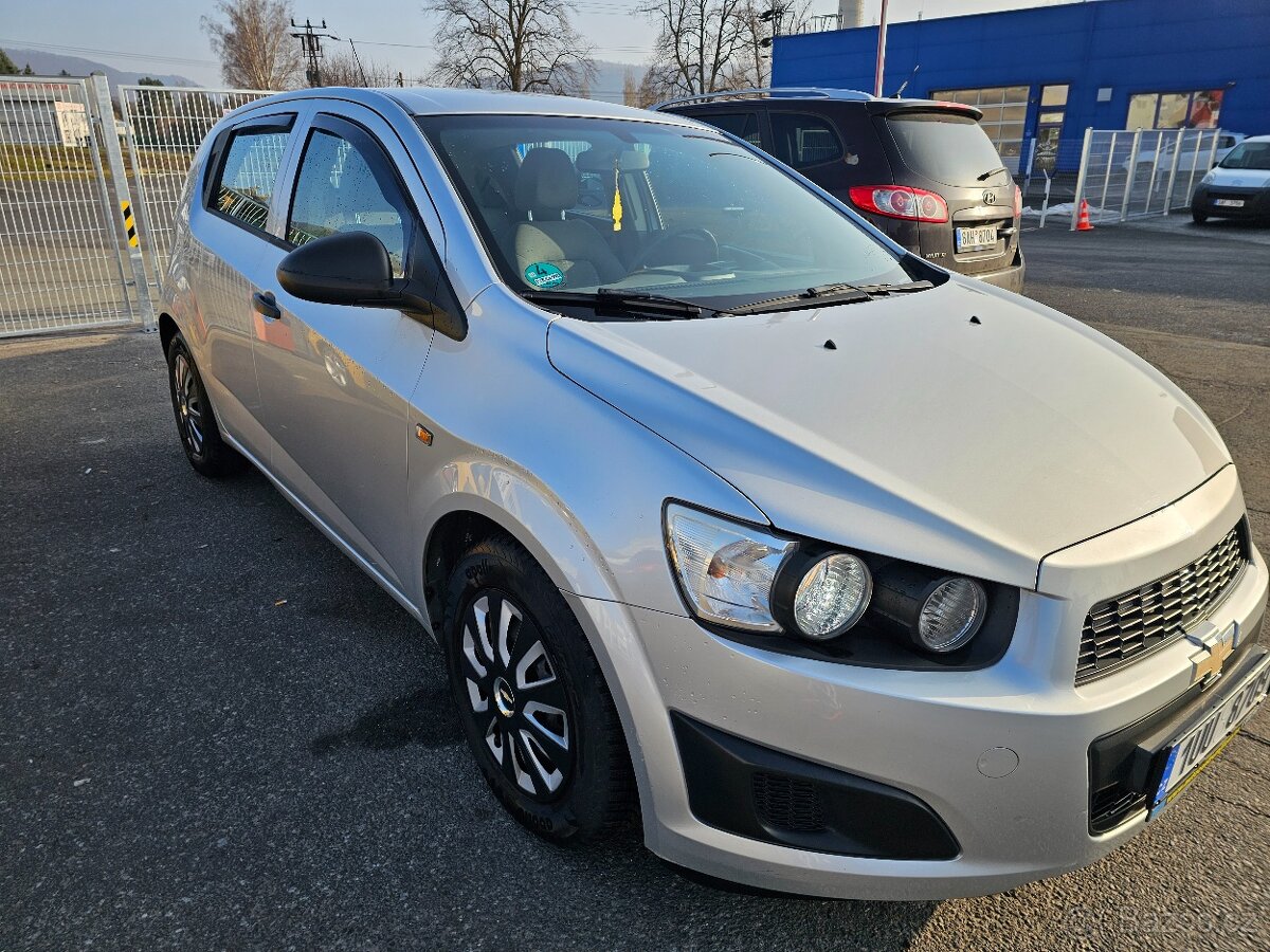 Chevrolet Aveo T300 1.2 51kw 2012 - 3