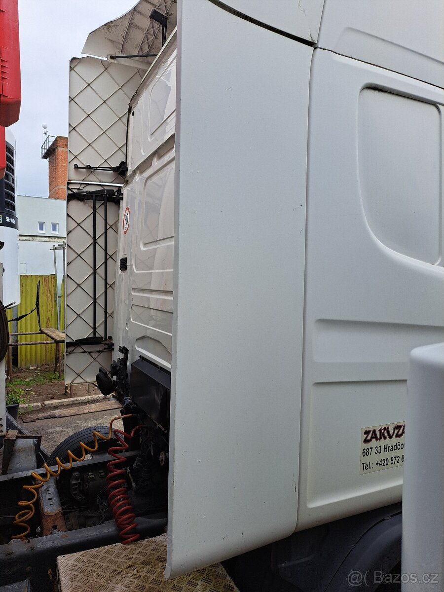 prodám díly Scanii L124, - 3