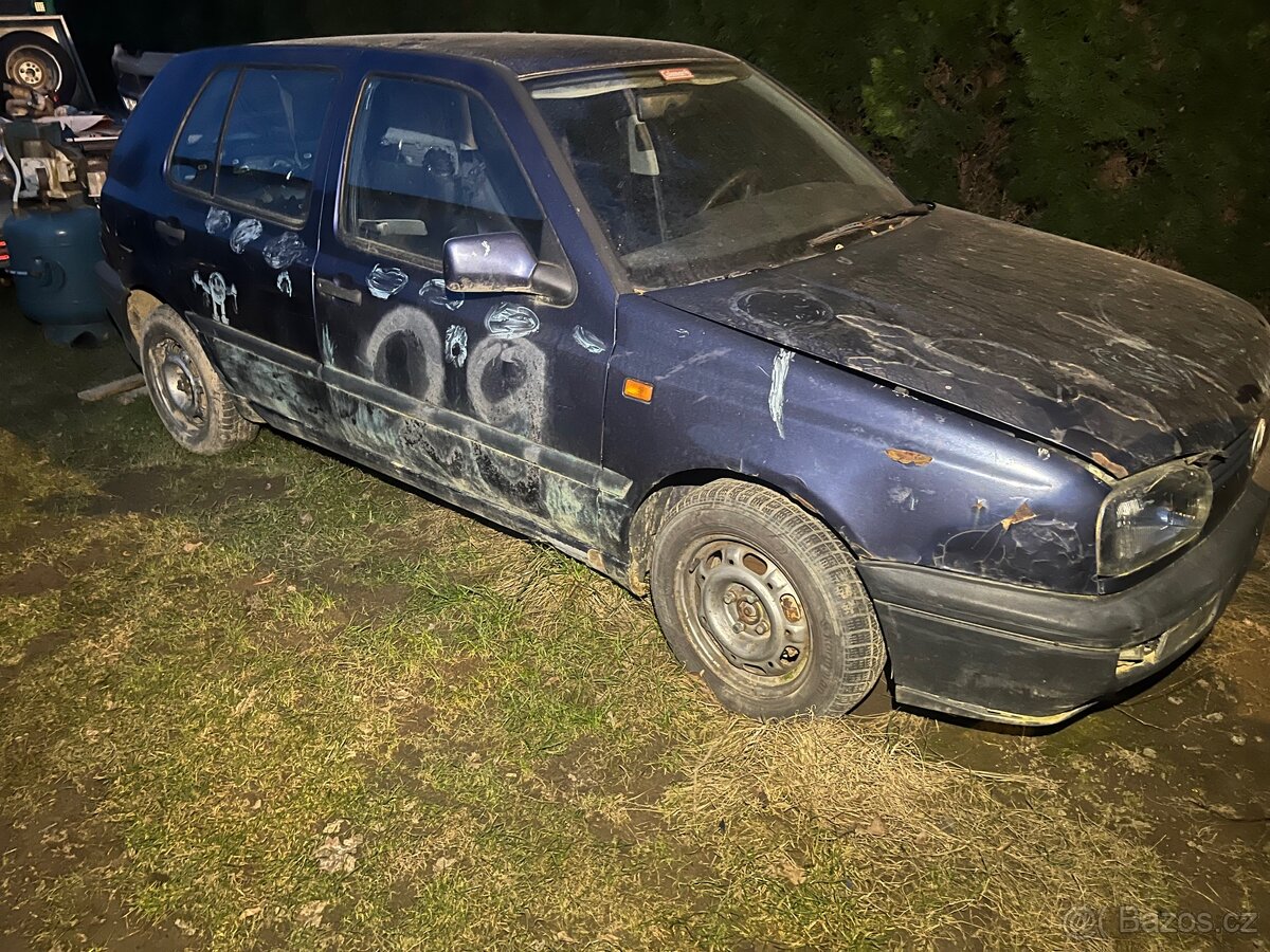 Náhradní díly Volkswagen Golf Mk3 - 3