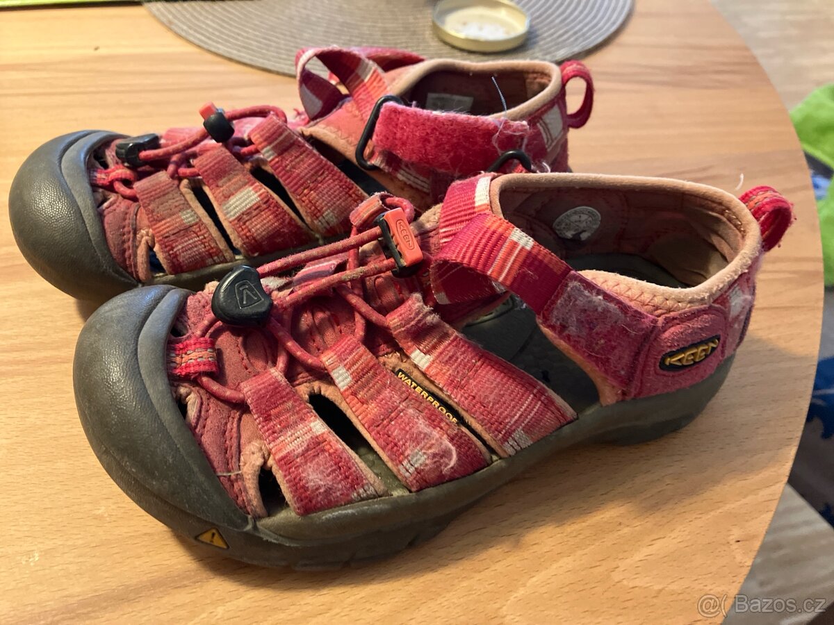 Dětské sandálky Keen,dobrý stav,vel.33 - 3