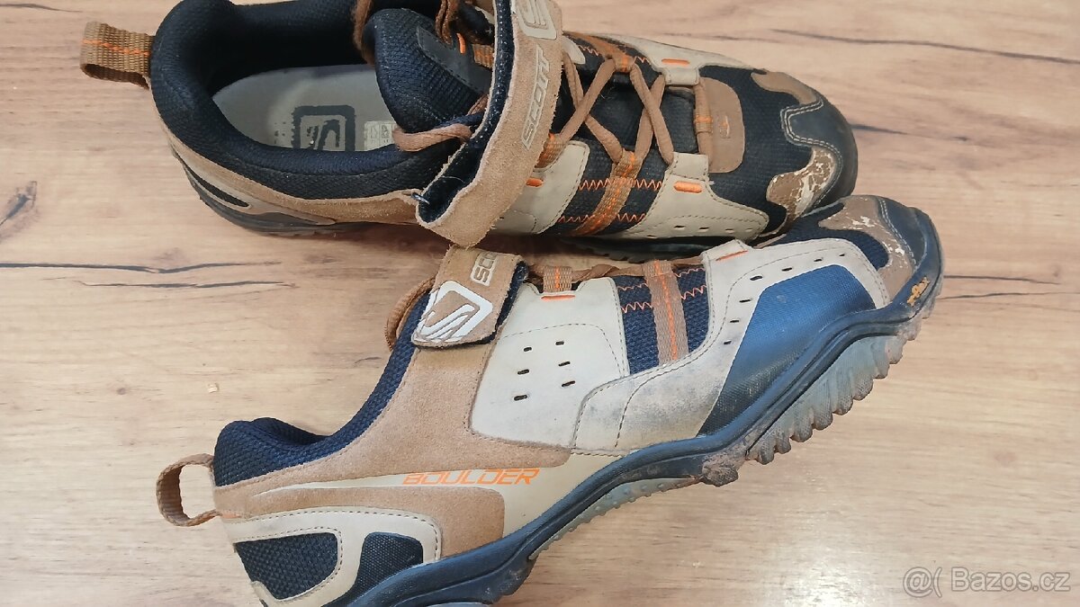 Cyklo tretry SCOTT - 3