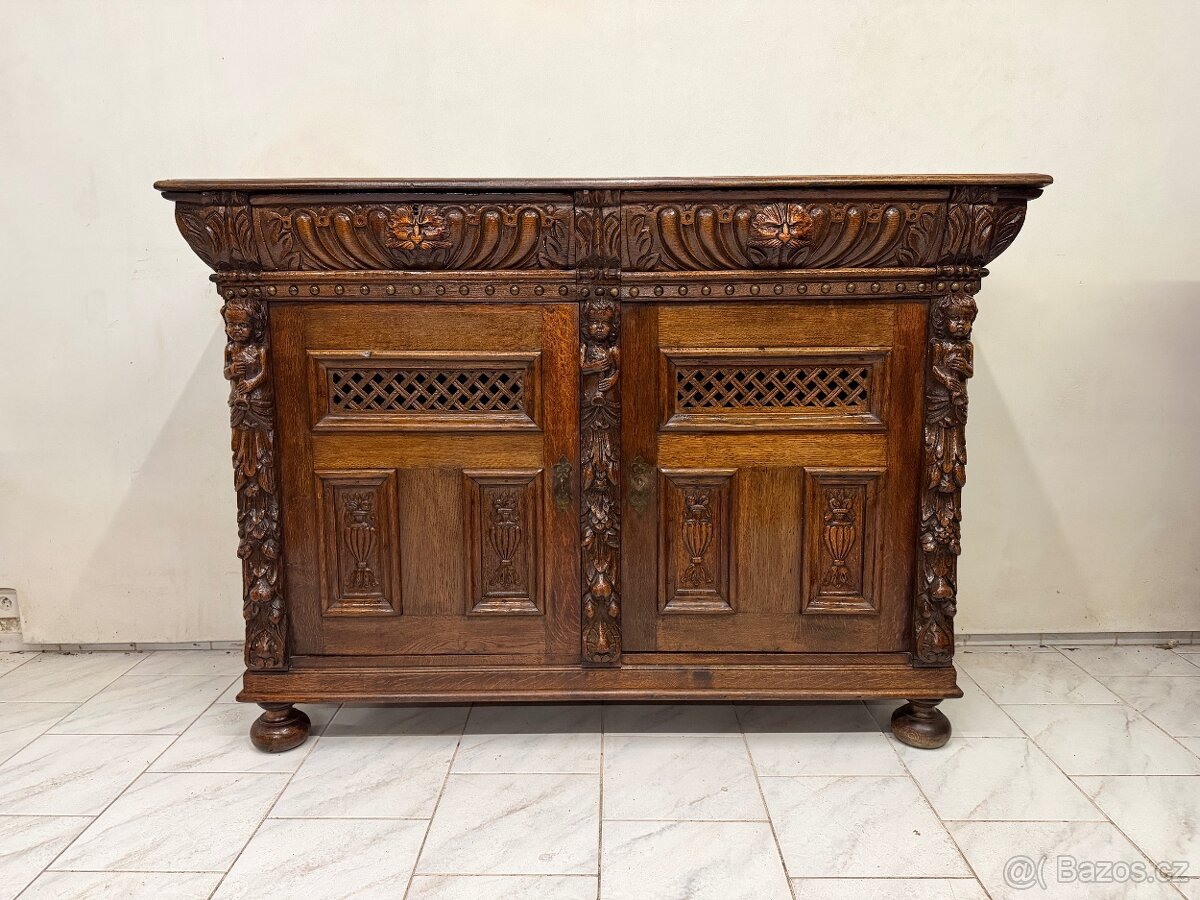 Starožitná neorenesanční skříň - 3