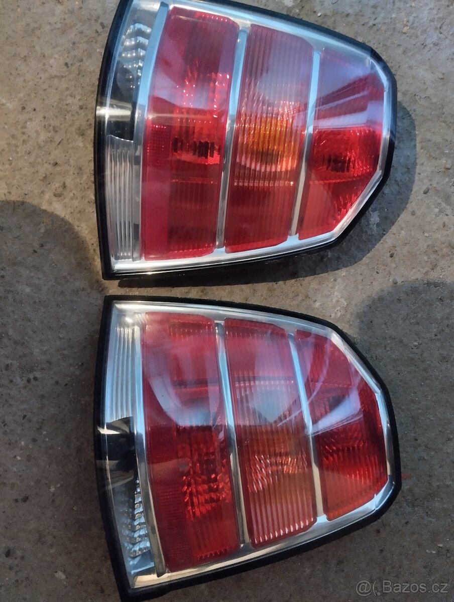 Náhradní díly - 3