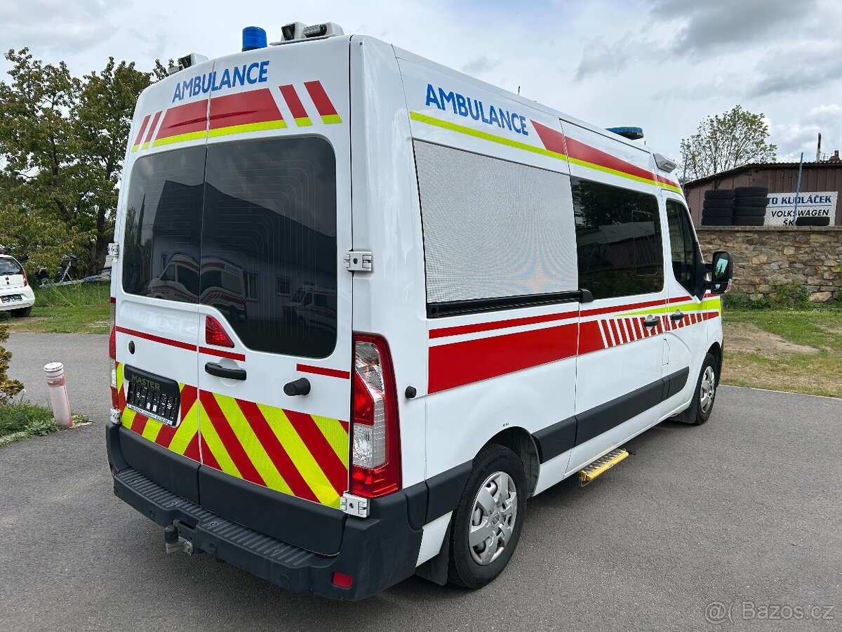 Renault Master 2.3 DCI Sanitní vůz - manuál - 3