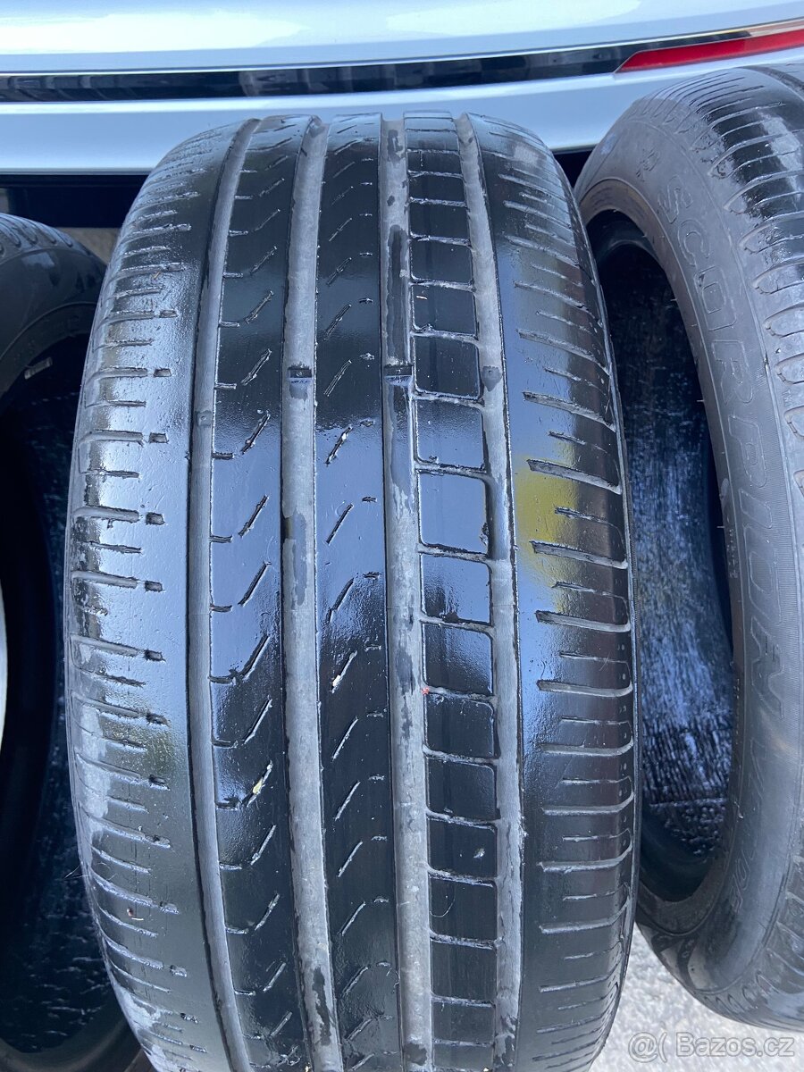 Pneu Pirelli 255-45-19 - 3