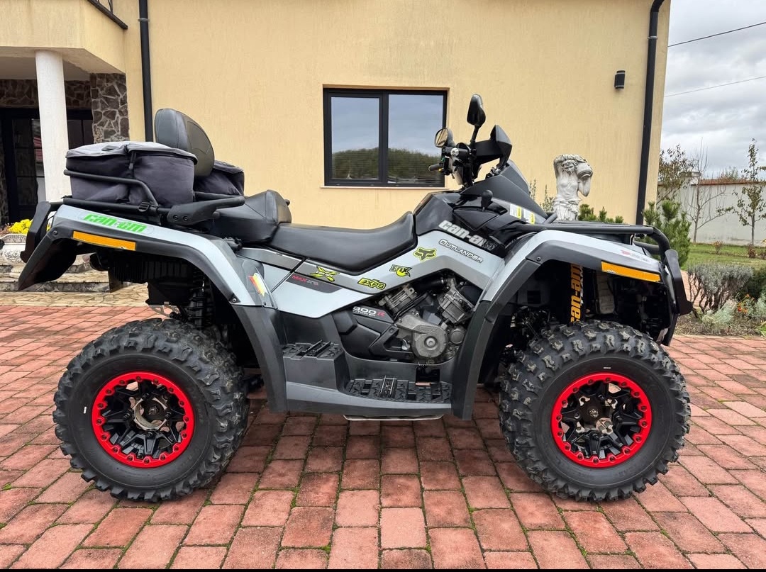 Čtyřkolka Can-Am Outlander MAX 800R XT-P