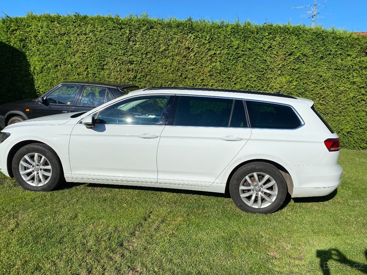 Volkswagen PASSAT B8 virtual cockpit - 3