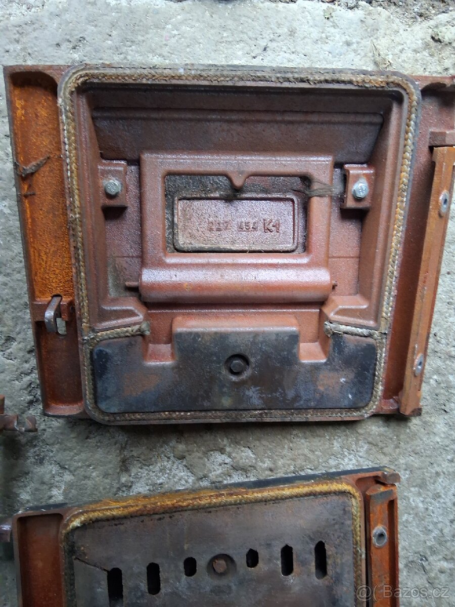 Dvířka od kotle - 3