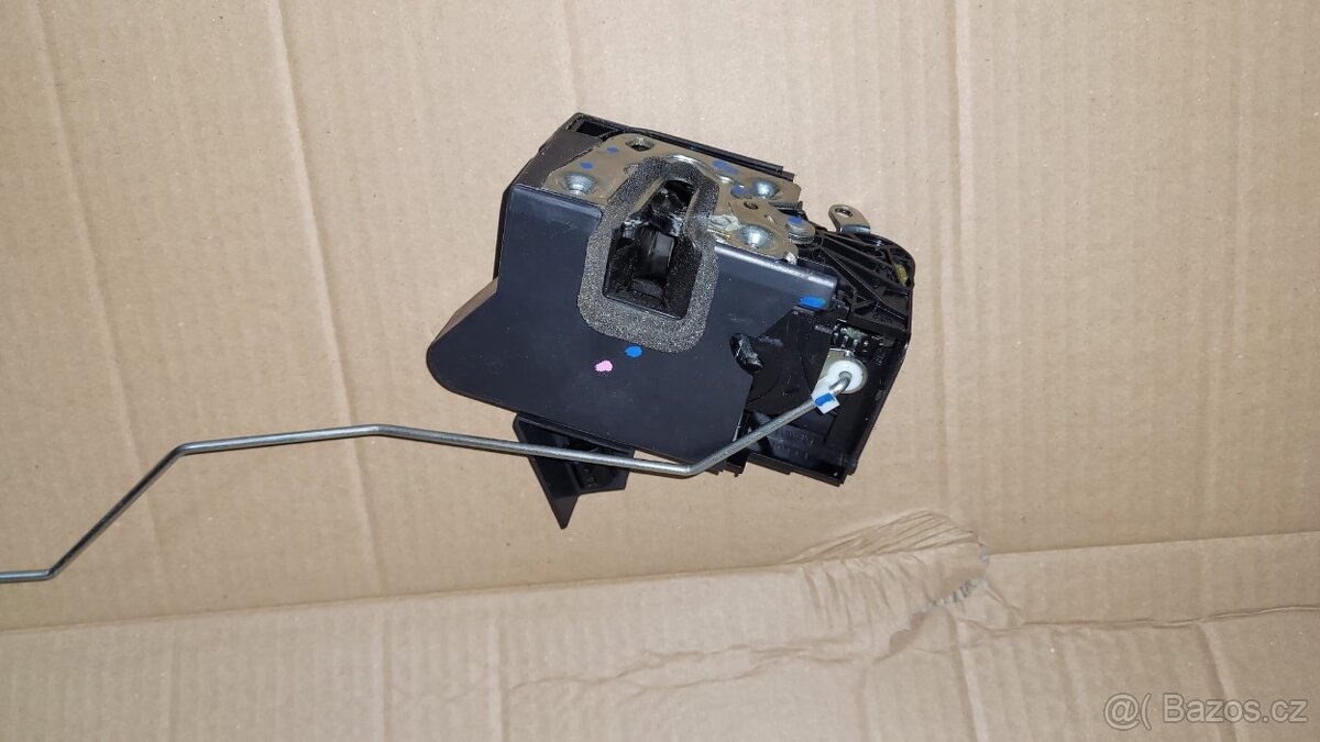 Dacia Duster II- Díly z PP dveře - 3