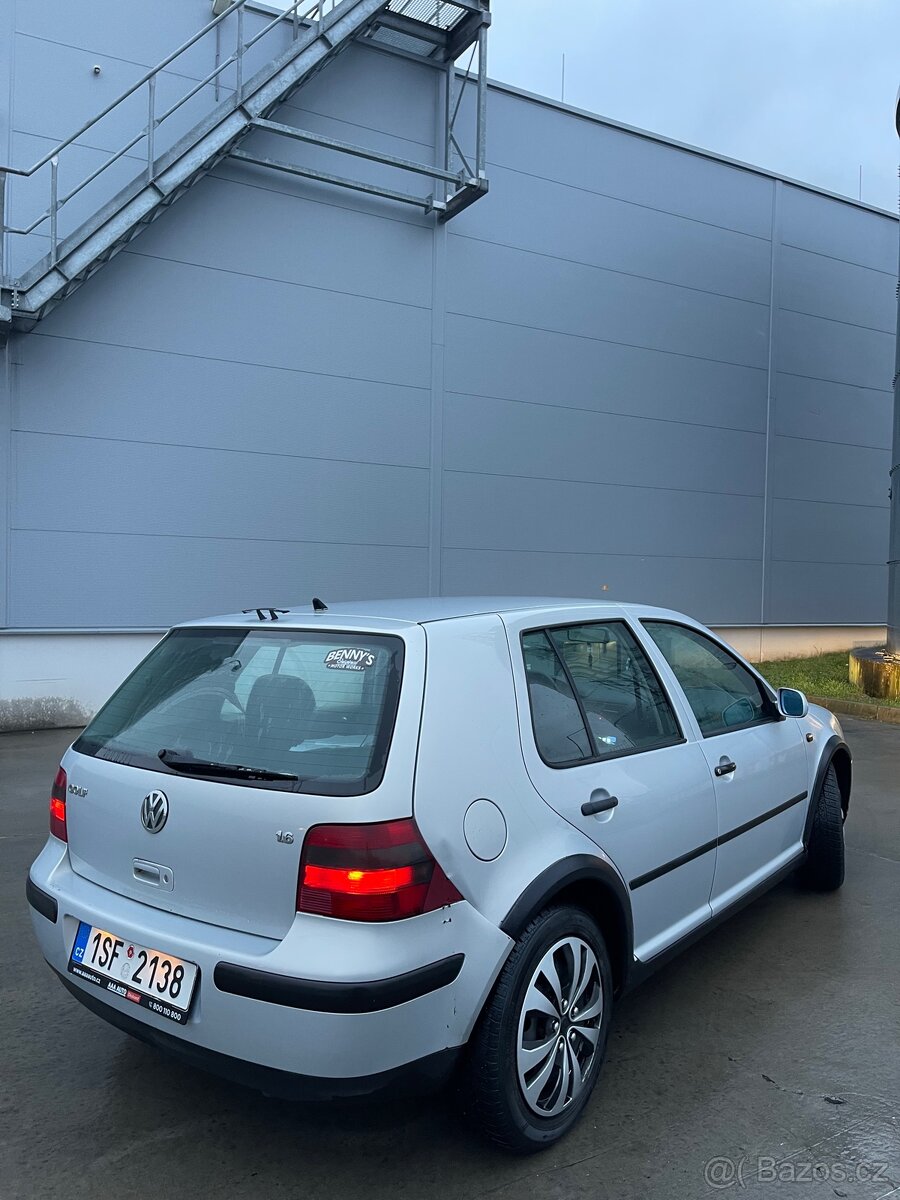 Golf 4 - 3