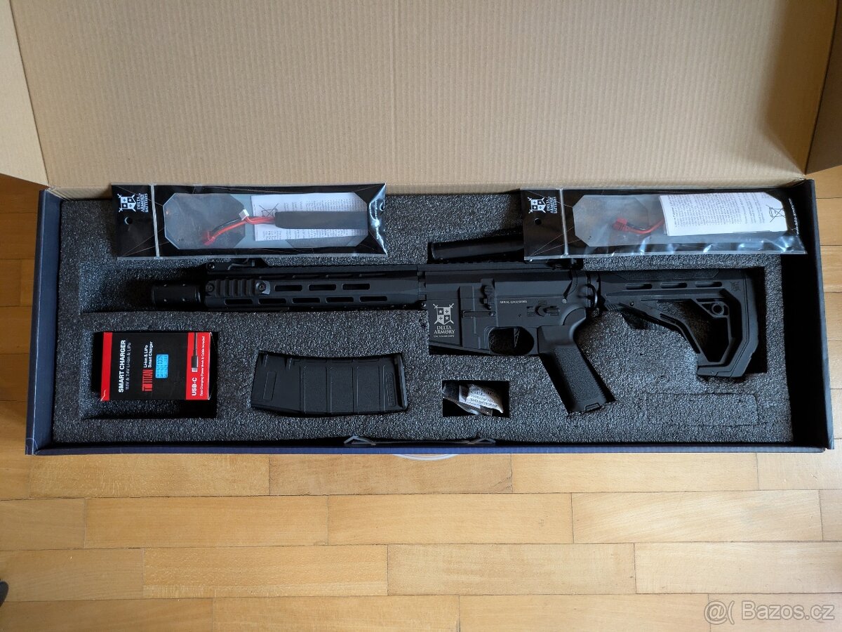 Airsoft M4 + vše potřebné ke střílení - 3