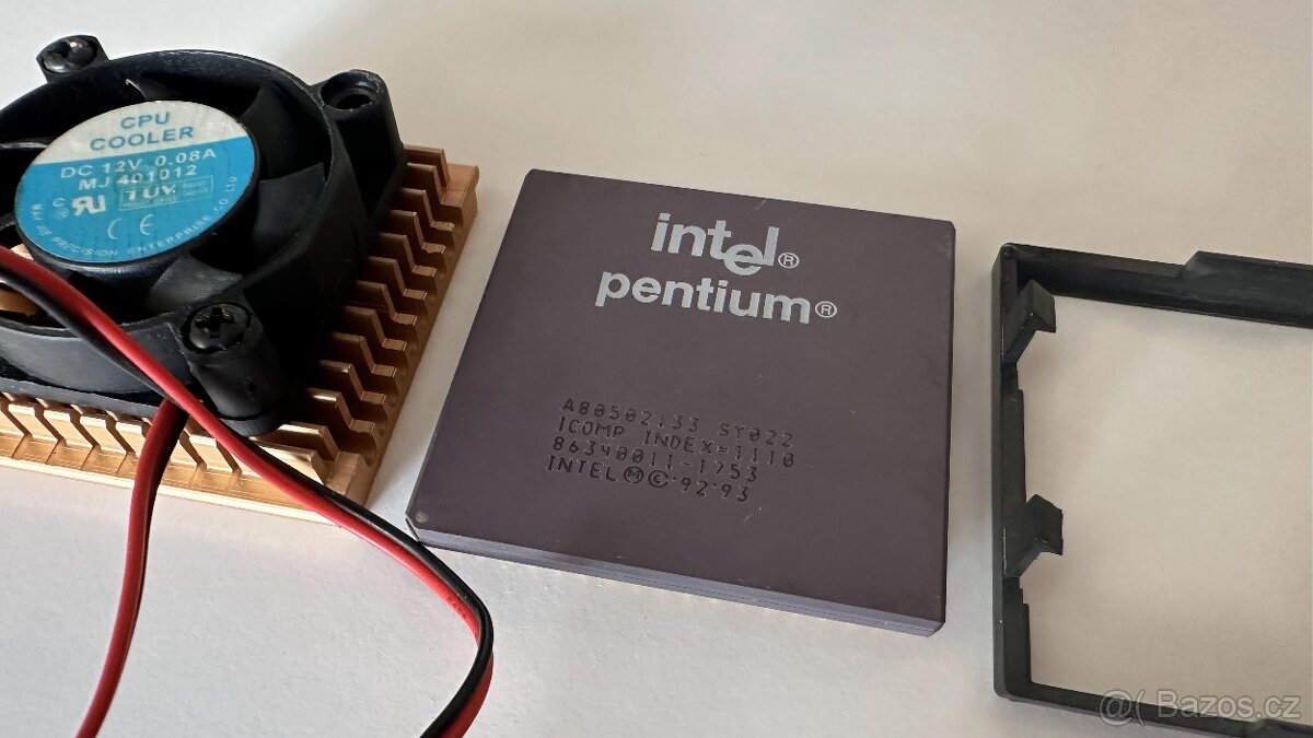 Intel Pentium 133 MHz / SY022 / Socket 7 - 3