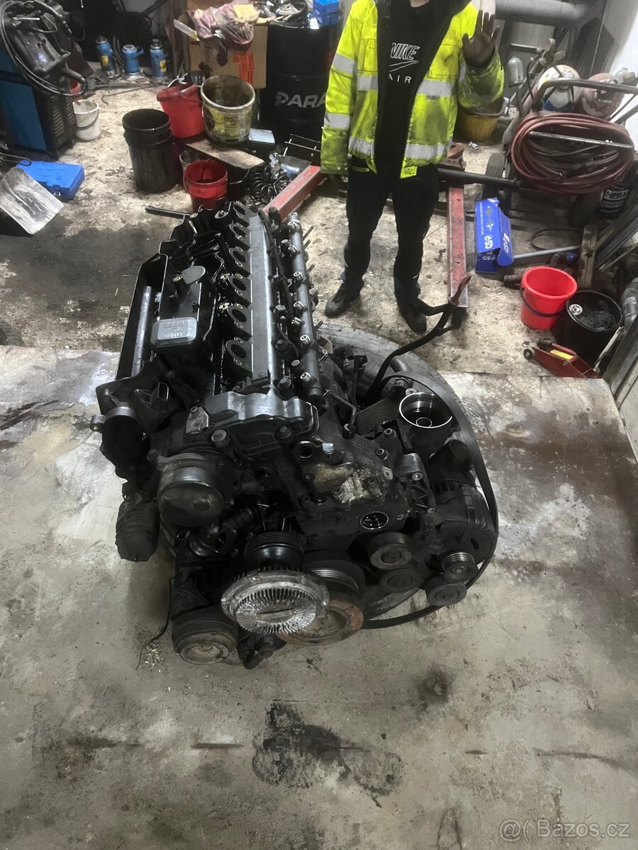 Motor m57d24 bmw e39 525d 120kw - 3