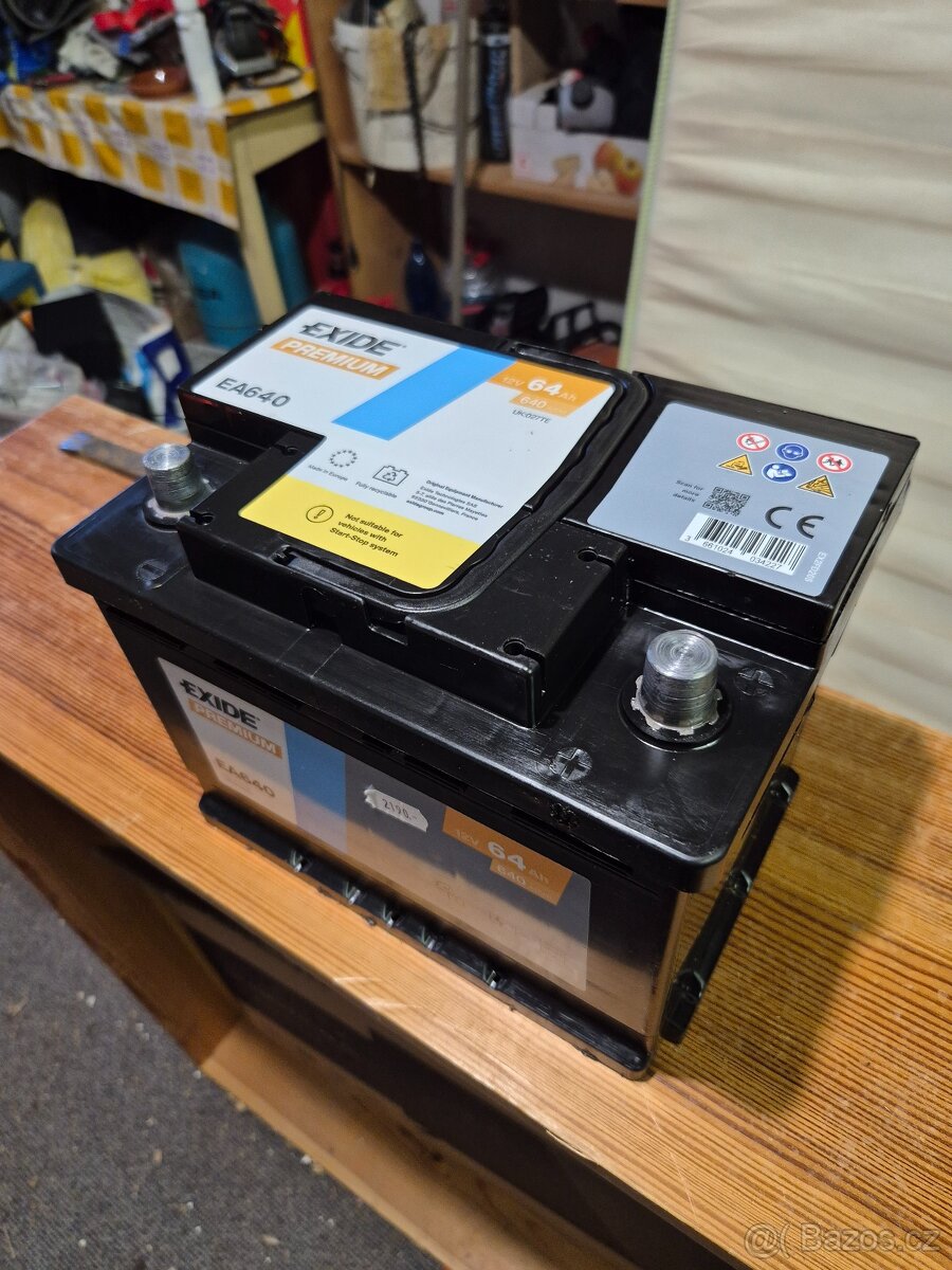 Autobaterie 64Ah 12V 640A - 3