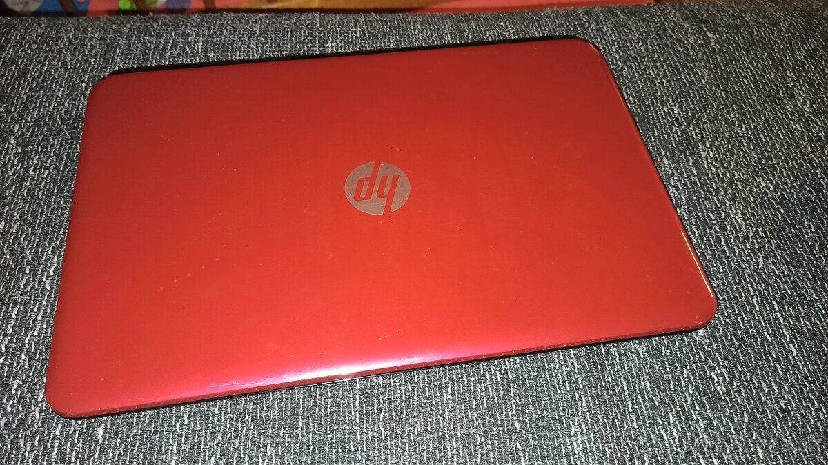 HP Model 15-r008nc - 3