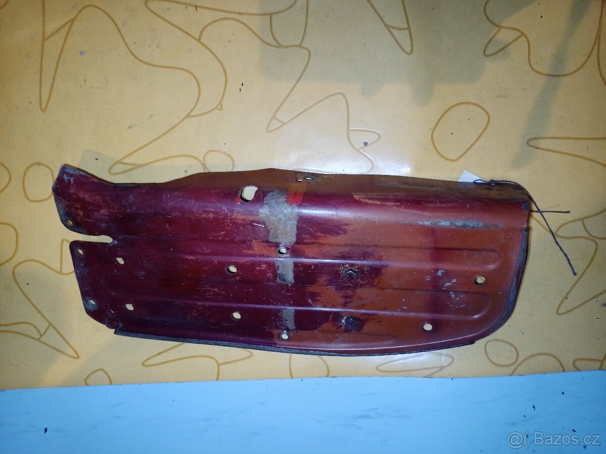 Pravá + levá stupačka Jawa pionýr - 3