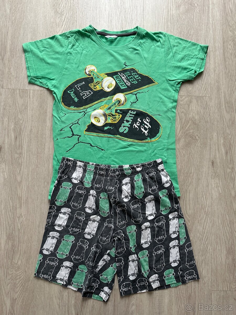 3x pyžamo 146/152 - 3