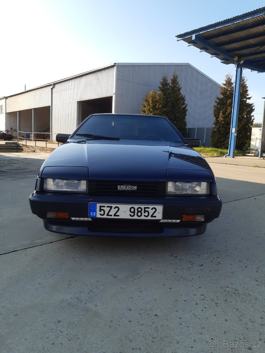 ISUZU PIAZZA - 3