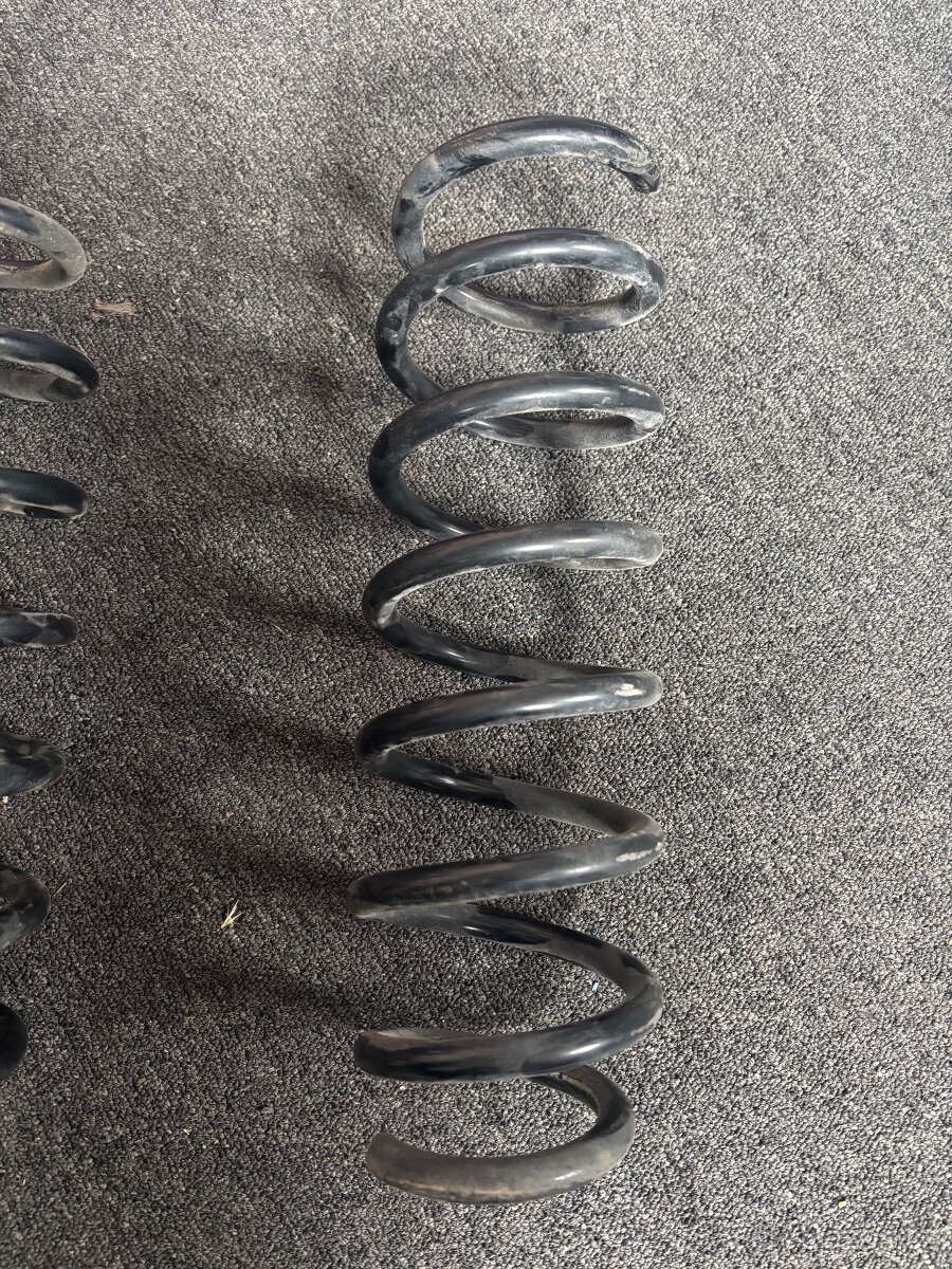 BMW f11 m packet pružiny - 3