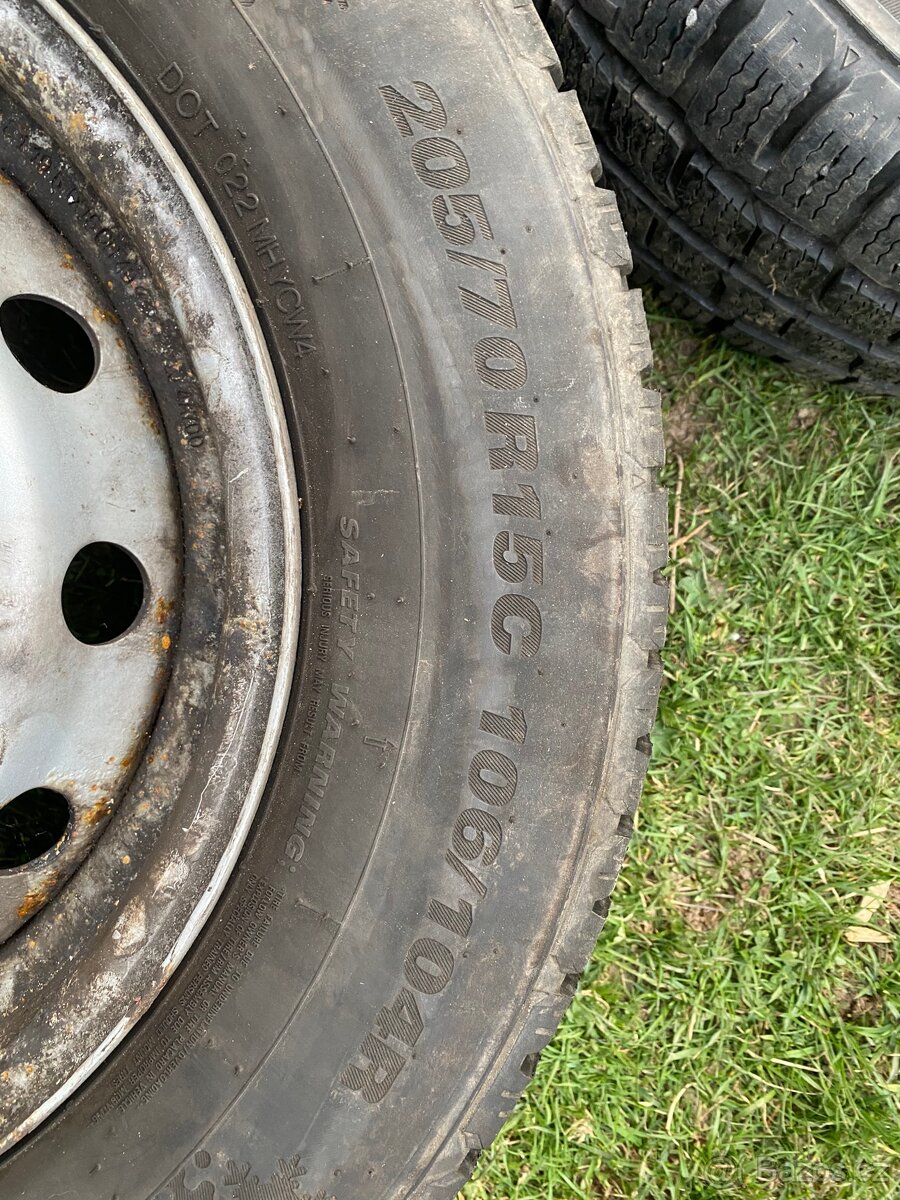 205/70 r15c Hyundai H1 - 3