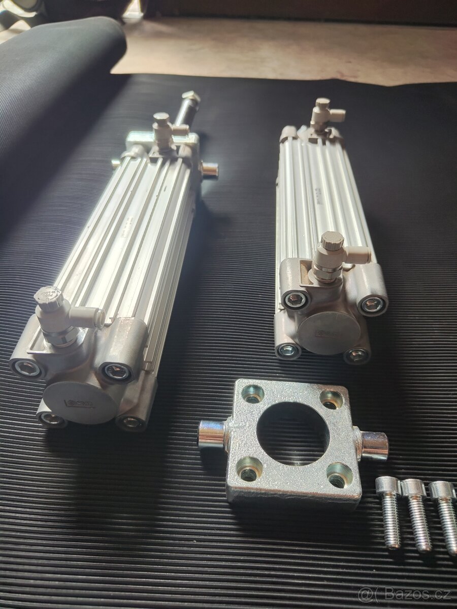 Pneumatický válec CP96SDB50-160C SMC Levně - 3