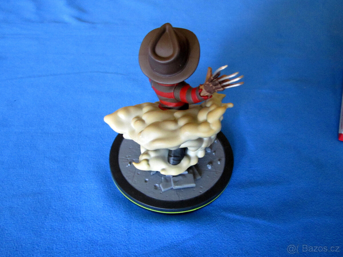 Figurka Freddy Krueger Q-Fig - 3
