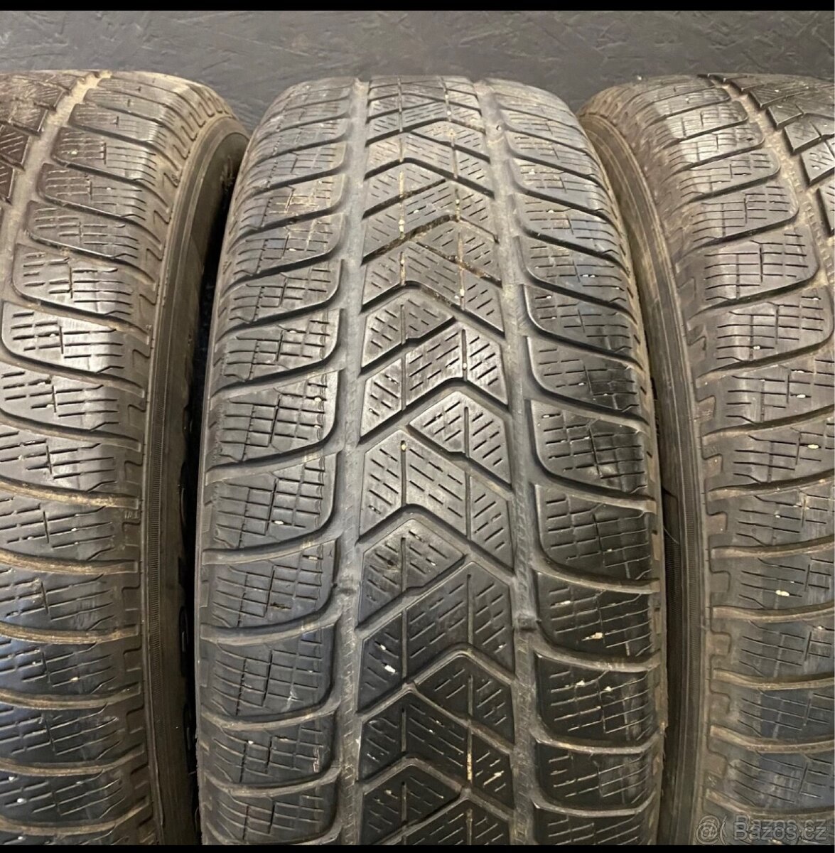 Sada pneu Pirelli 215/65/17 99H - 3
