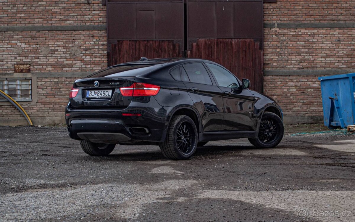 BMW X6 xDrive 50i A/T - 3