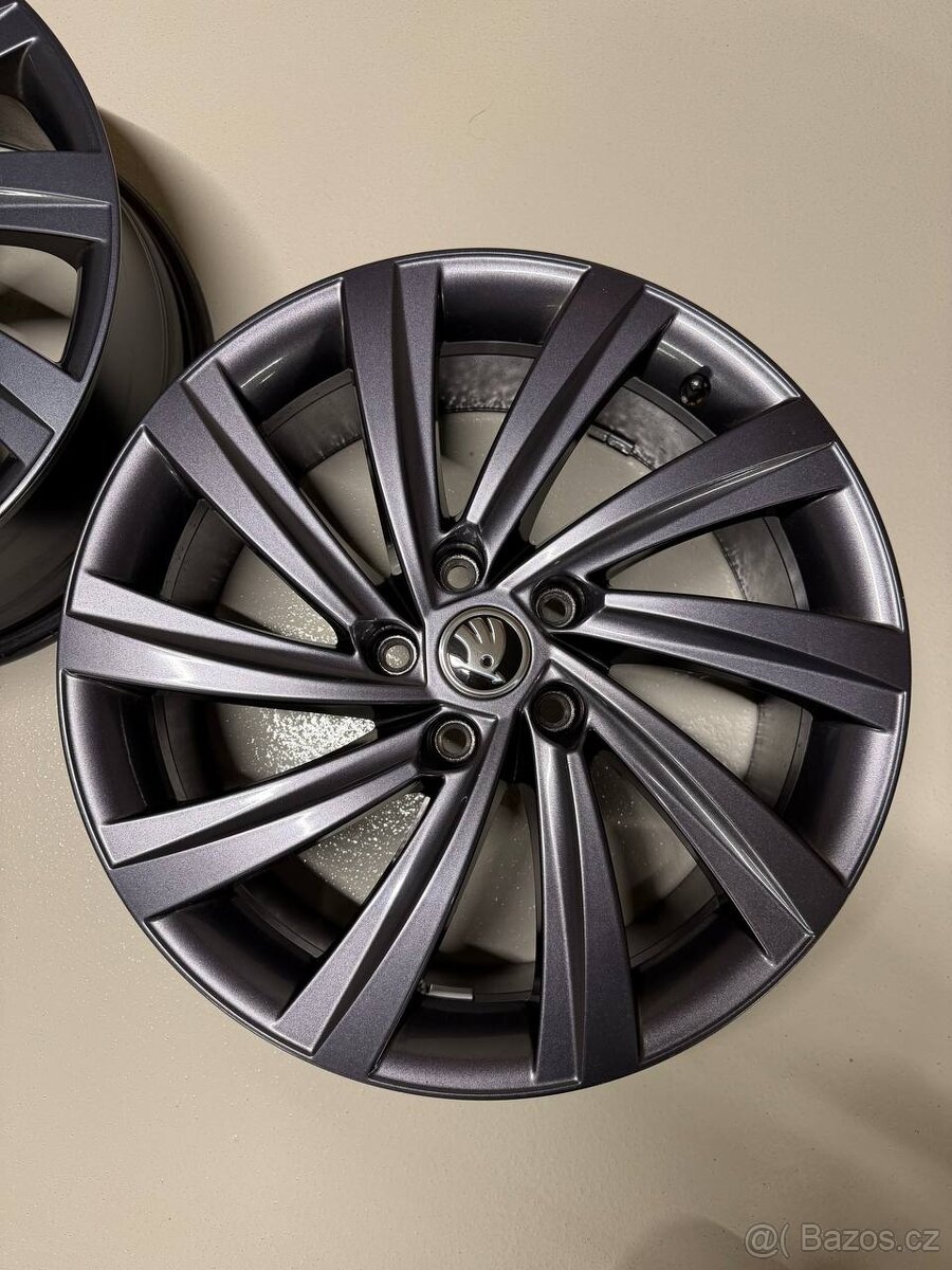 Originál Škoda Perseus 18" Octavia IV - 3