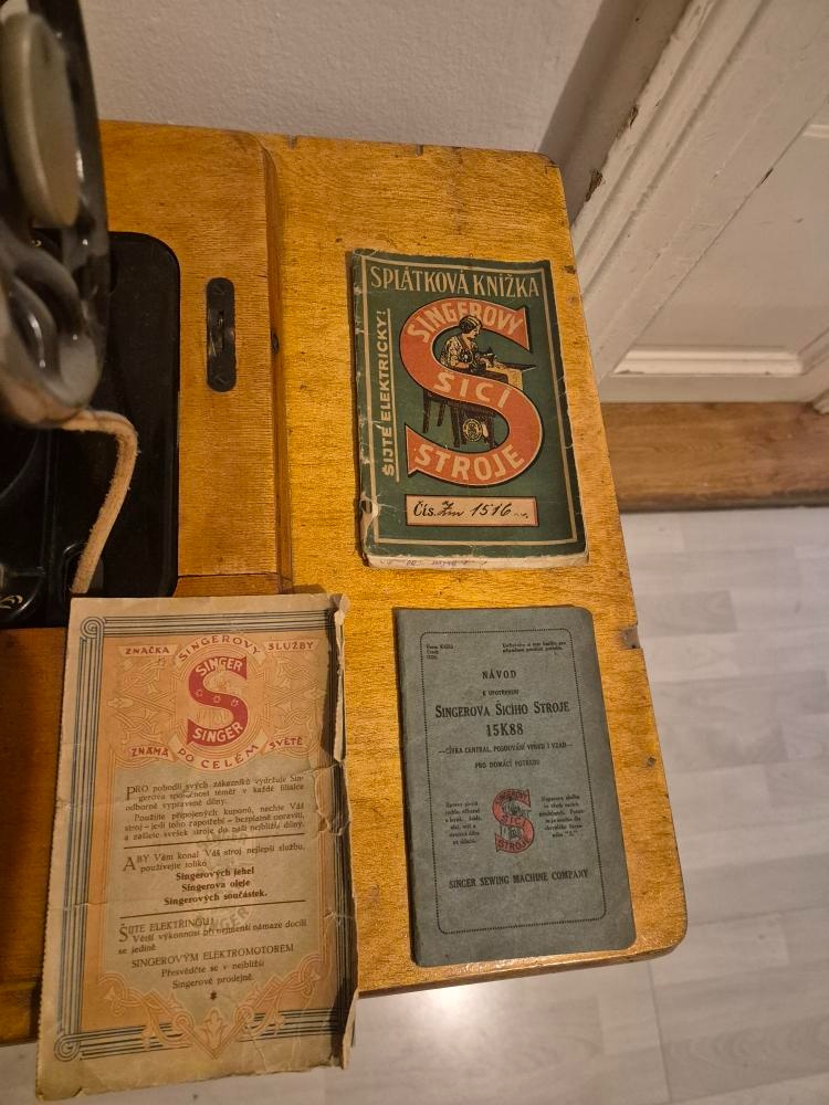 Šicí stroj Singer 15K88 - 3
