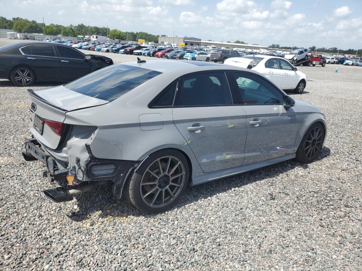 Audi RS3 2019 - 3