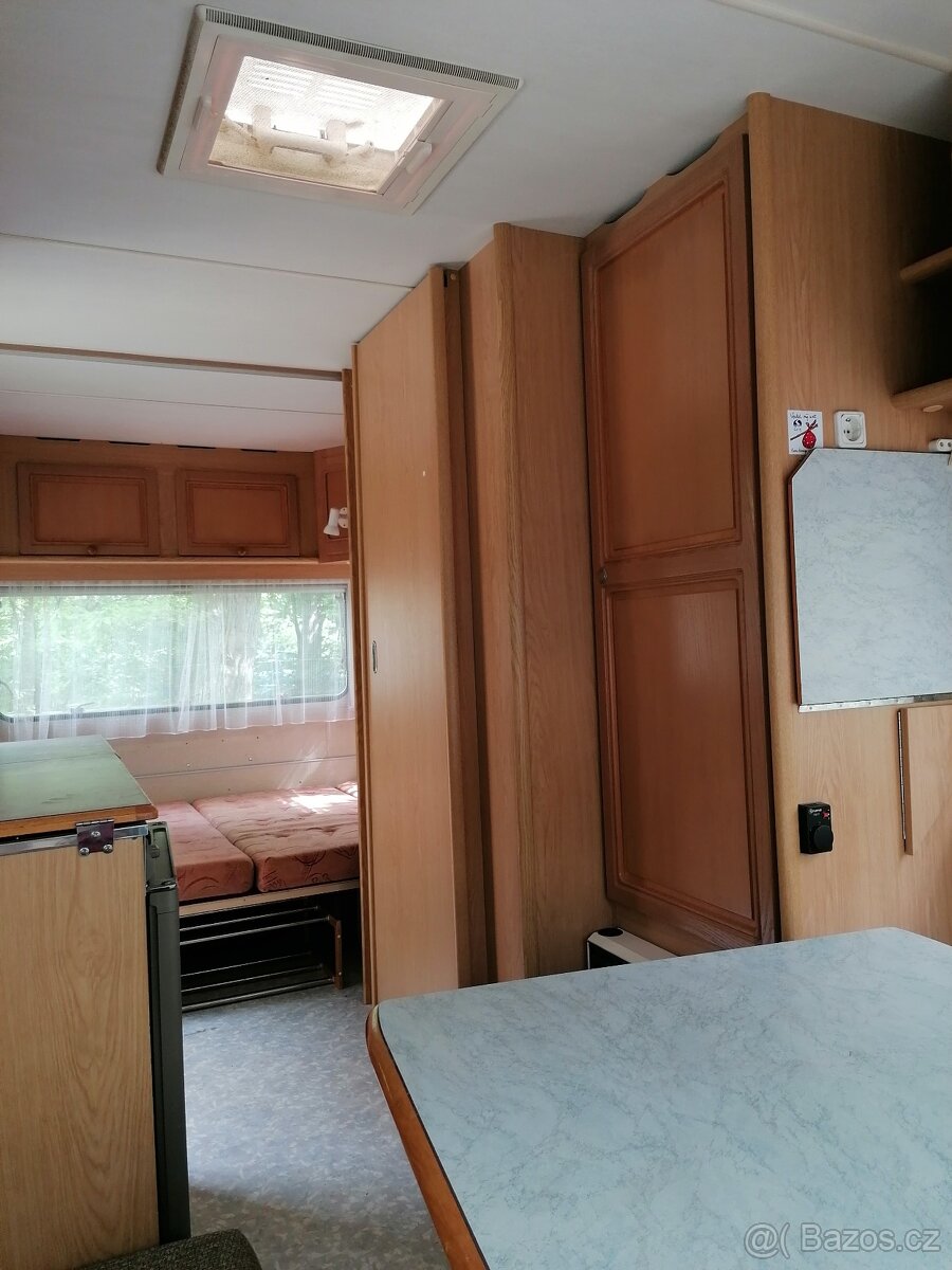 karavan chateau cantara 938 - 3