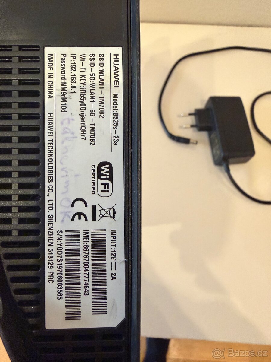 Wi-Fi router Huawei B525s (LTE / 4G+) - 3
