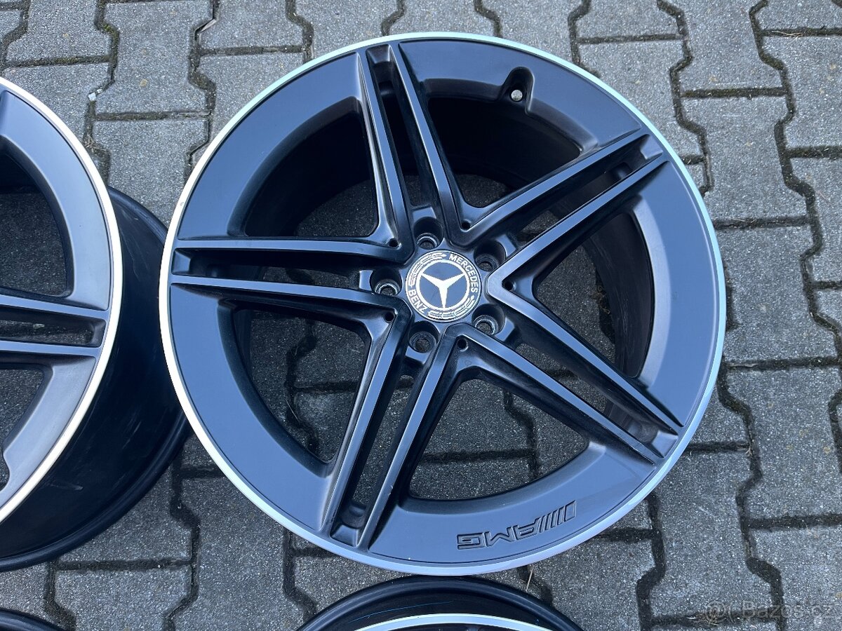Amg Mercedes Cla 45 C118,X118 R19 - 3