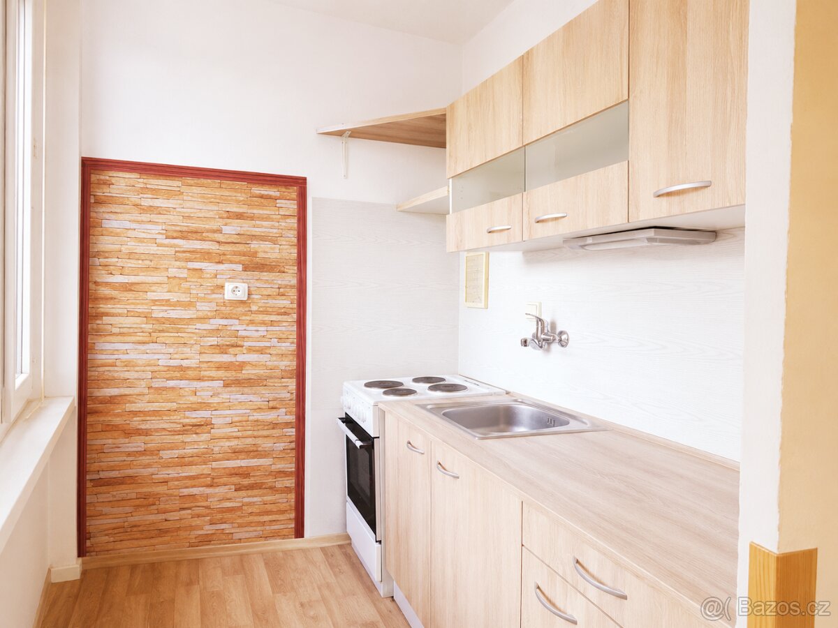 Prodej bytu 1+kk, 36 m2, Lidická, Pardubice - 3