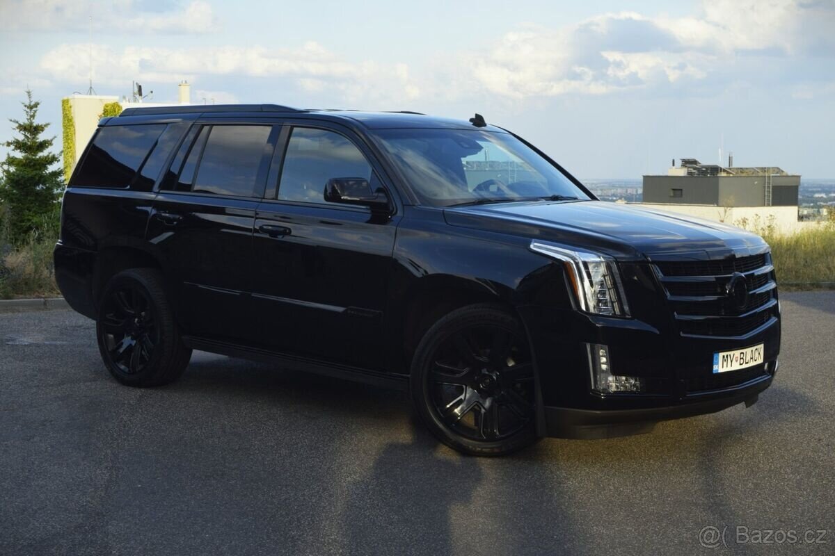 Cadillac Escalade Luxury Sport CUSTOM ALL-BLACK - 3
