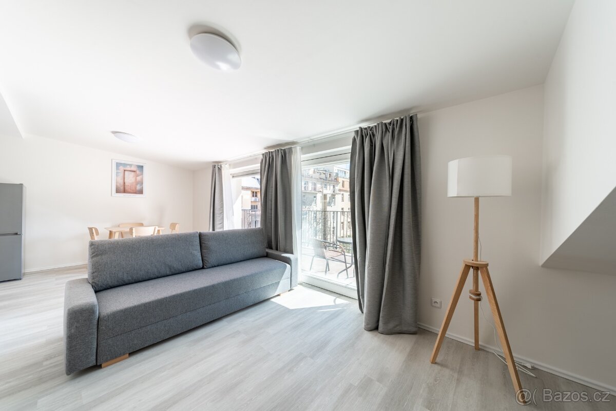 Pronájem— byt 2kk v centru Prahy (Žižkov). - 3