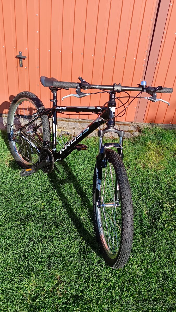 Horské kolo 26" KROSS černé - 3