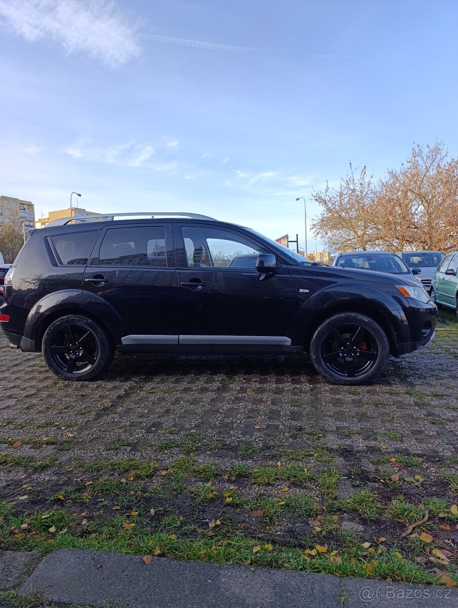 Prodám Mitsubishi Outlander 2.0 103 kw - 3