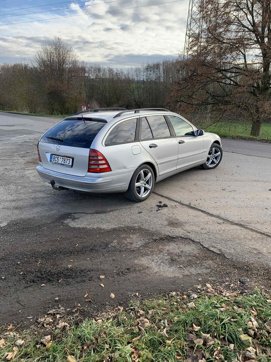 Mercedes C200 cdi 2.2 - 3