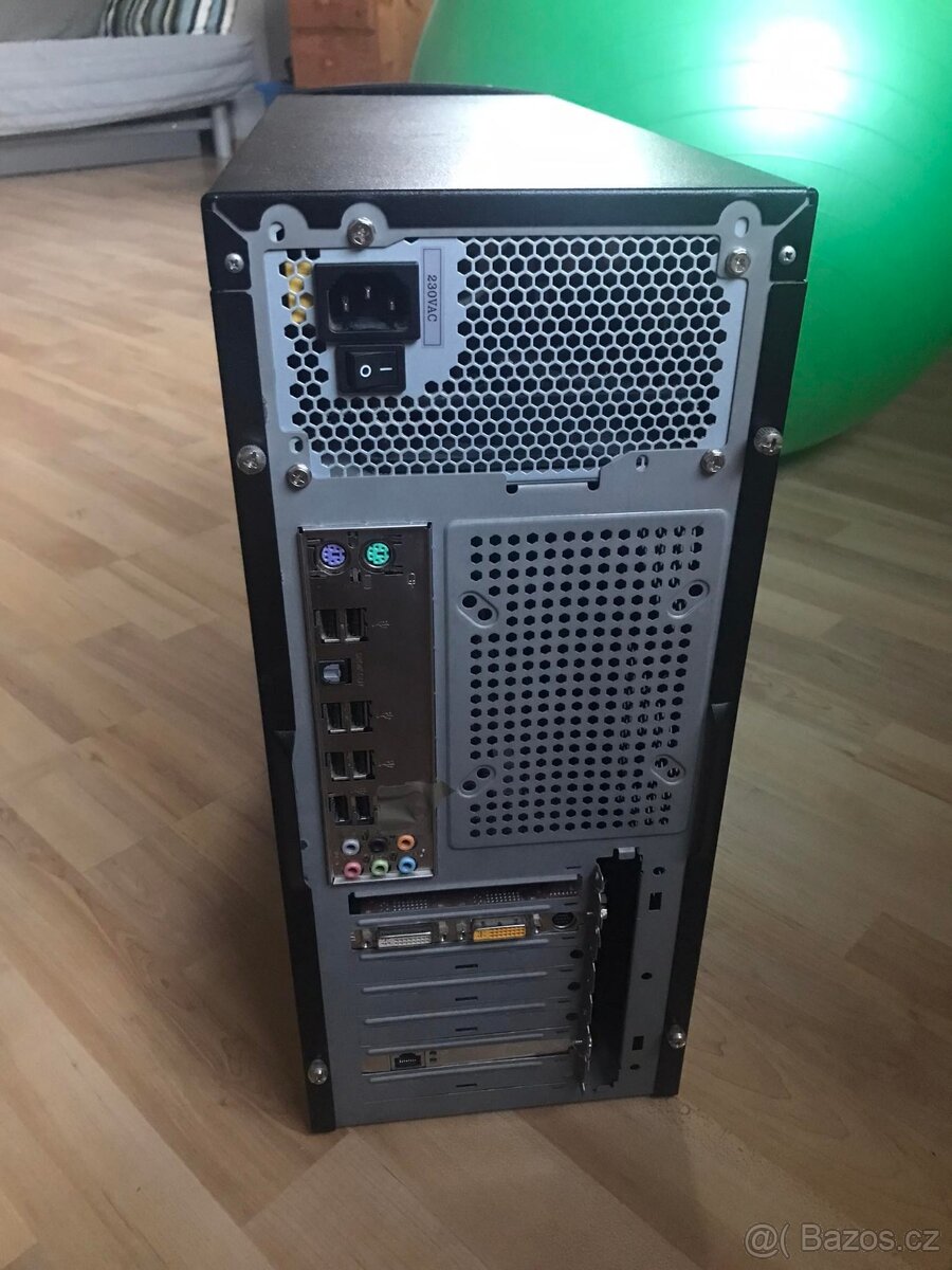 Stolní PC - 3