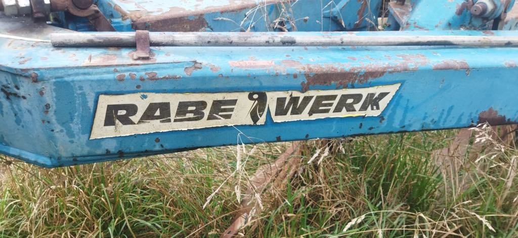 Pluh Rabe Werk - šestiradličný - 3
