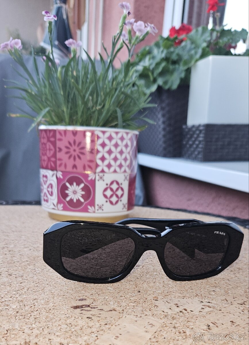 Sluneční brýle Prada - 3