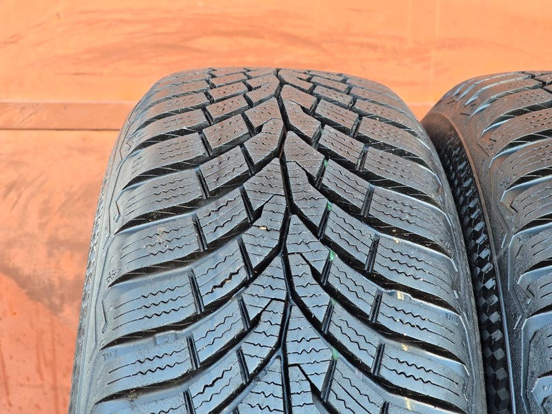 Zimní Continental 185/65/15 XL - 3