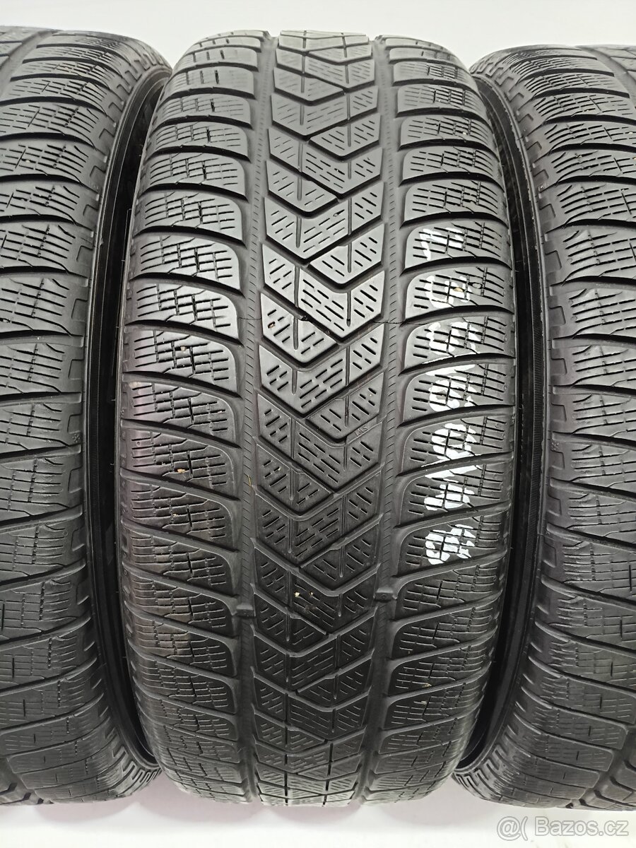 Zimní pneu 235/60/18 Pirelli - 3
